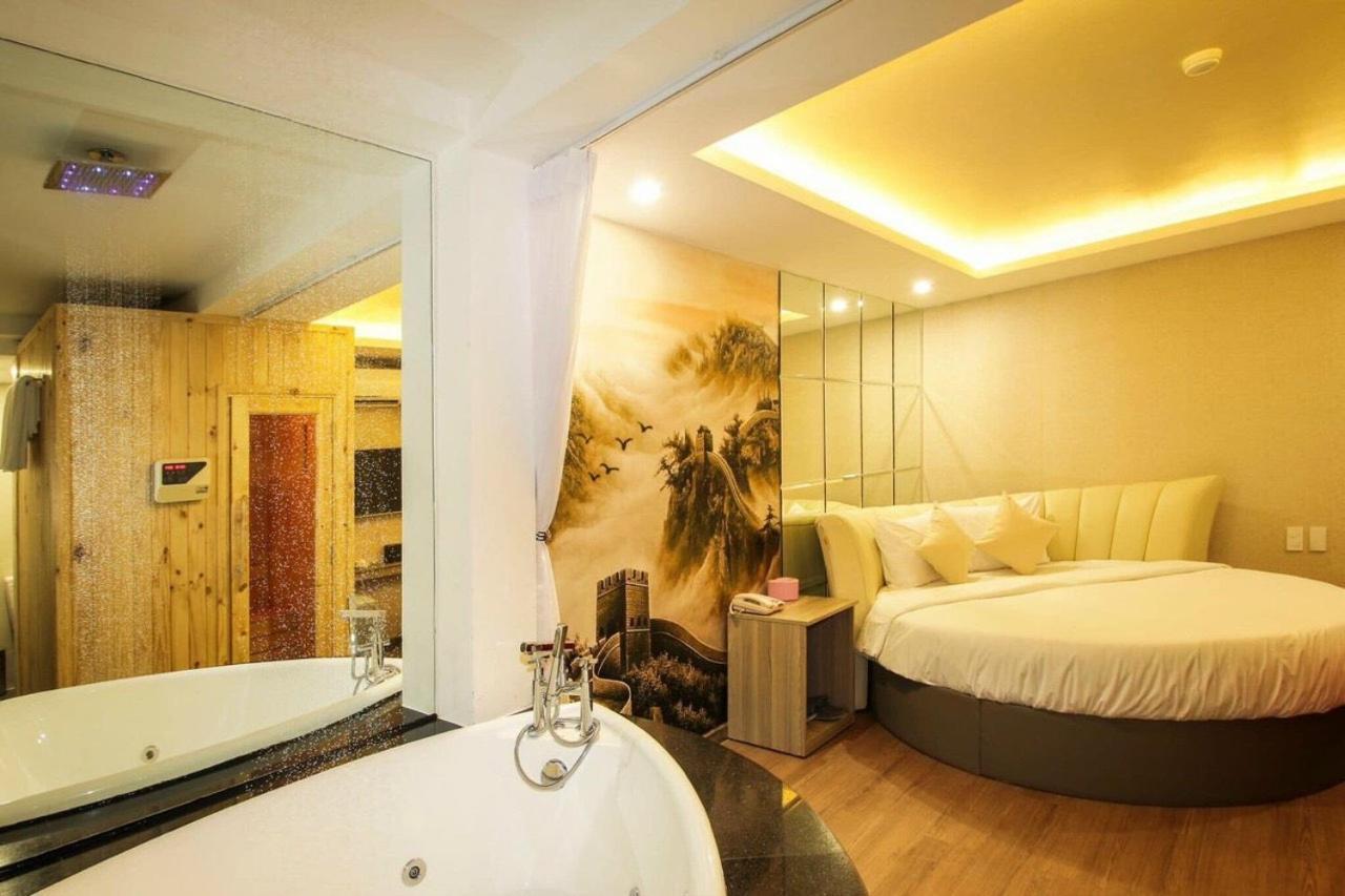 Hotel Ks Tinh Nhan Sach Ho Chi Minh City