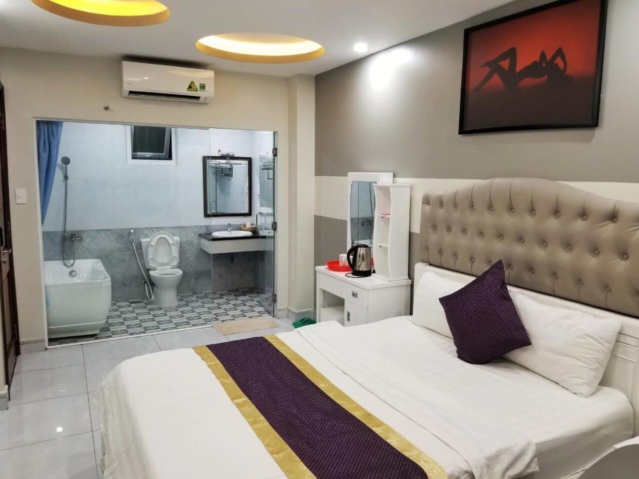 Hotel Ks Tinh Nhan Sach *